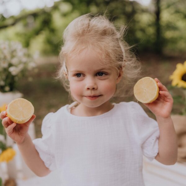 Cytrynowa sesja latem